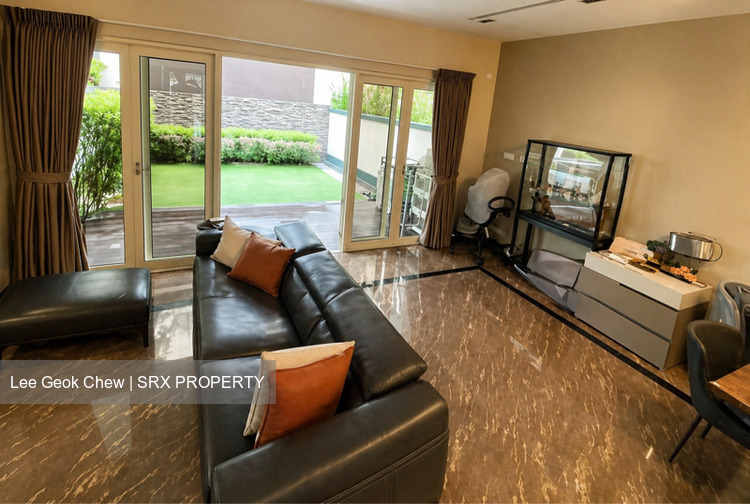 Changi Heights (D17), Terrace #551541641